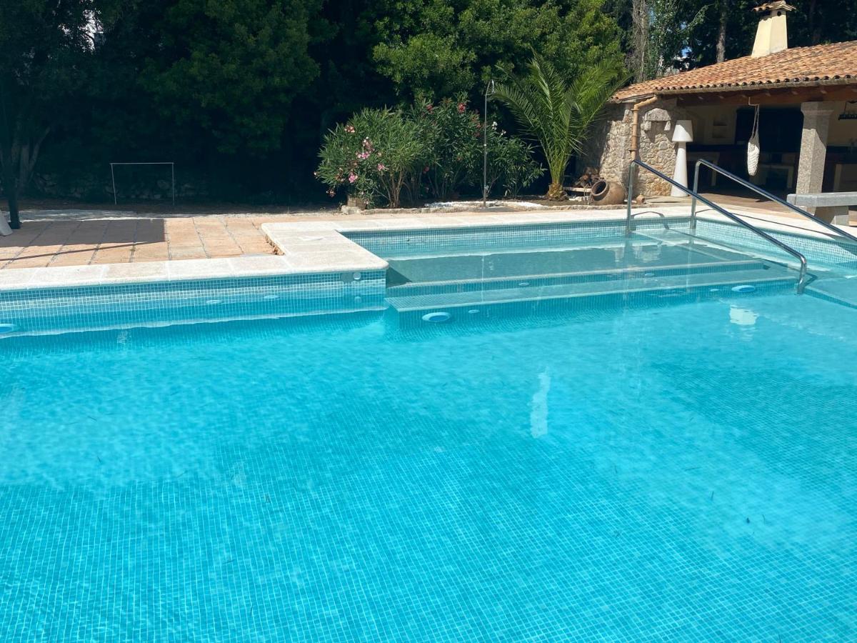 Private Villas Puerto Pollensa For Family Groups, Private Mountain Ideal For Runners, Trailers, Hikers, It Is Approximately 3 Minute Walk From The Beach Exteriör bild