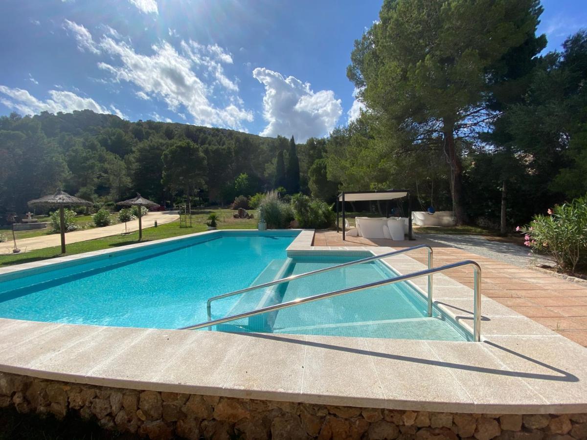 Private Villas Puerto Pollensa For Family Groups, Private Mountain Ideal For Runners, Trailers, Hikers, It Is Approximately 3 Minute Walk From The Beach Exteriör bild