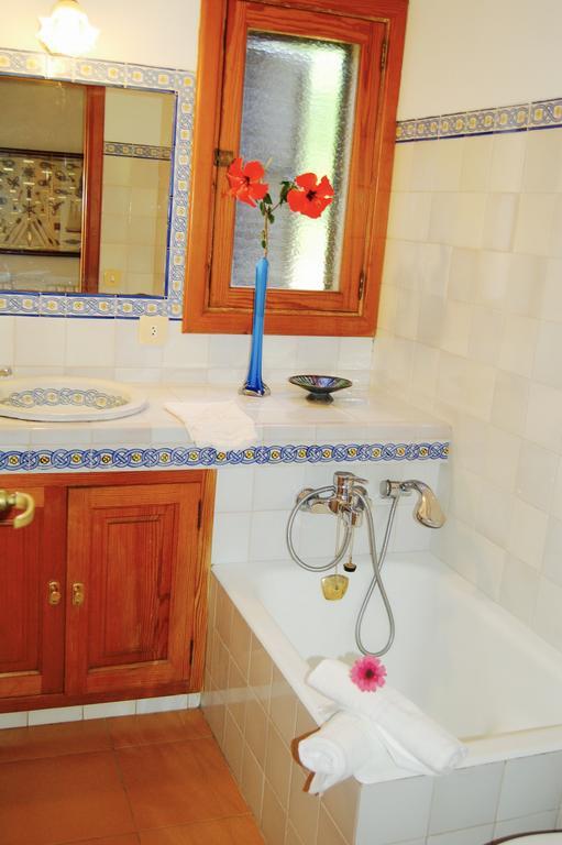 Private Villas Puerto Pollensa For Family Groups, Private Mountain Ideal For Runners, Trailers, Hikers, It Is Approximately 3 Minute Walk From The Beach Exteriör bild