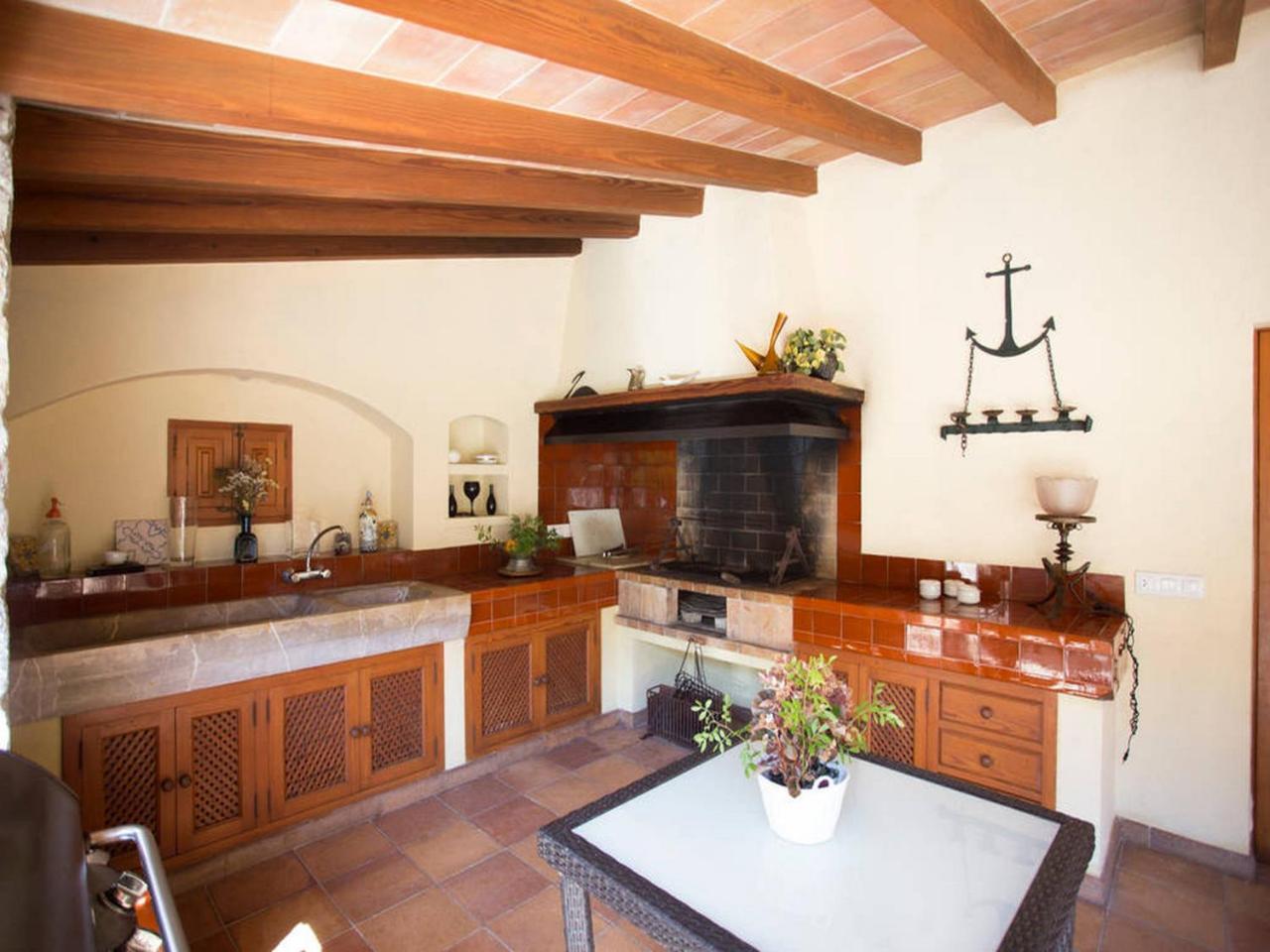 Private Villas Puerto Pollensa For Family Groups, Private Mountain Ideal For Runners, Trailers, Hikers, It Is Approximately 3 Minute Walk From The Beach Exteriör bild